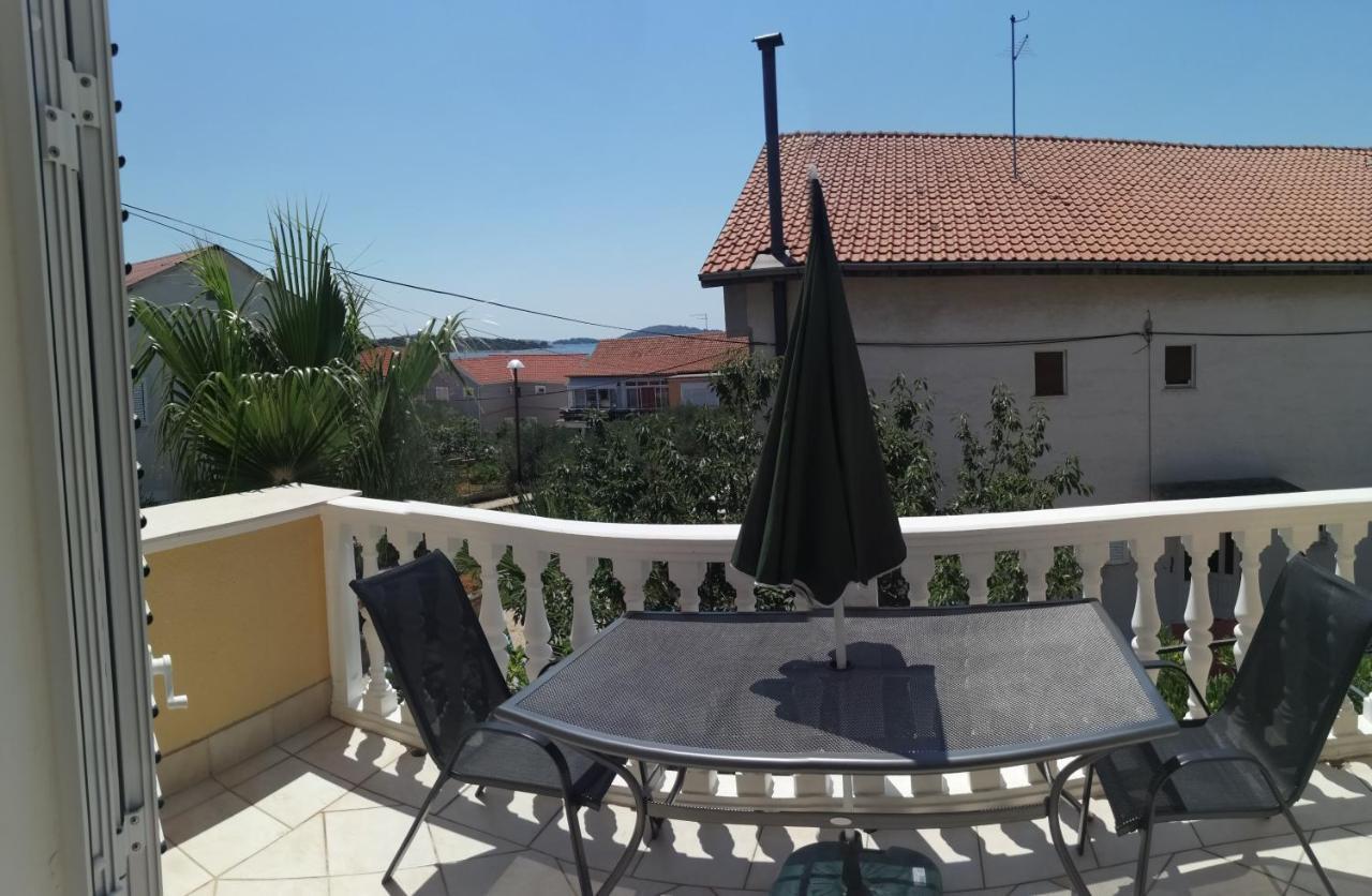 Apartments Villa Broca Brodarica  Extérieur photo
